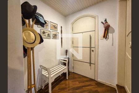 Apartamento para alugar com 3 quartos, 130m² em Higienópolis, São Paulo