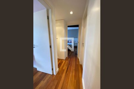 Corredor de apartamento para alugar com 3 quartos, 83m² em Buritis, Belo Horizonte