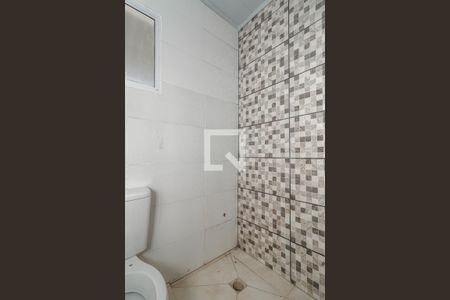 Banheiro da Suíte de apartamento para alugar com 3 quartos, 100m² em Vila Jardim, Porto Alegre