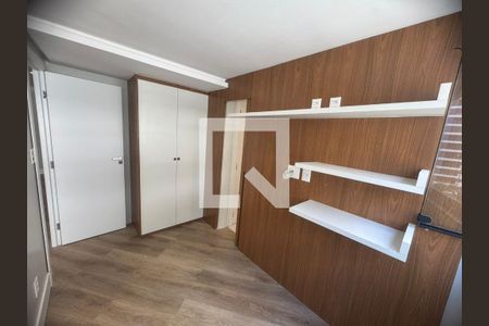 Quarto de apartamento para alugar com 2 quartos, 68m² em Alphaville I, Salvador