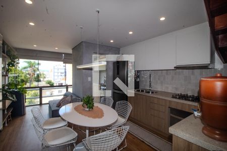 Sala/Cozinha de apartamento à venda com 1 quarto, 95m² em Menino Deus, Porto Alegre