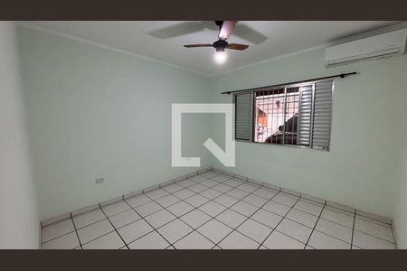Quarto 1 de casa para alugar com 3 quartos, 170m² em Jardim California, Jacareí
