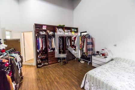 Suíte master de casa de condomínio à venda com 4 quartos, 300m² em Alphaville, Santana de Parnaíba