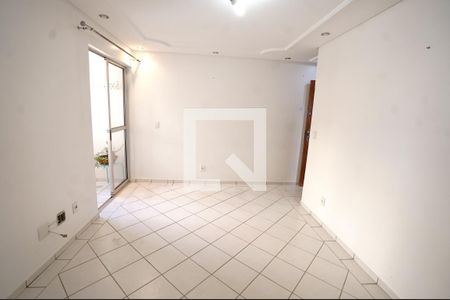 Apartamento para alugar com 3 quartos, 76m² em Jardim Ana Lúcia, Goiânia