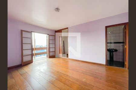 Suíte de casa para alugar com 4 quartos, 225m² em Rio Pequeno, Osasco