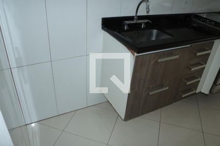Apartamento para alugar com 3 quartos, 64m² em Jardim Monte Santo, Cotia