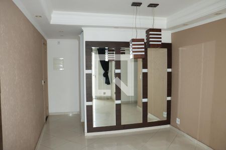 Apartamento para alugar com 3 quartos, 64m² em Jardim Monte Santo, Cotia