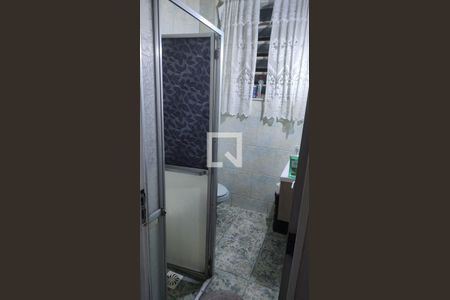 Banheiro de casa de condomínio para alugar com 3 quartos, 137m² em Taquara, Rio de Janeiro