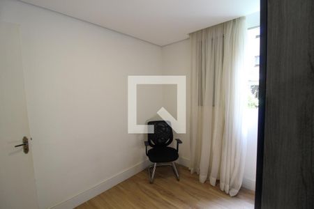 Quarto 1 de apartamento para alugar com 2 quartos, 56m² em Jardim Esmeralda, São Paulo