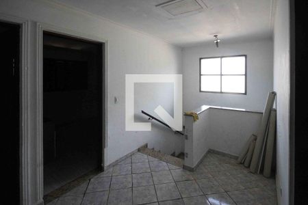 Casa para alugar com 3 quartos, 120m² em Jardim Santa Teresinha, São Paulo