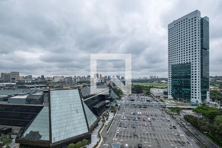 Sala/Cozinha - Vista de apartamento para alugar com 1 quarto, 24m² em Pinheiros, São Paulo