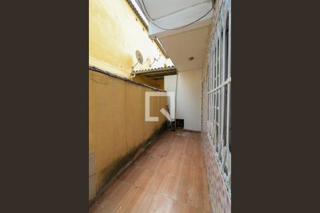 Varanda  de casa para alugar com 2 quartos, 120m² em Bangu, Rio de Janeiro