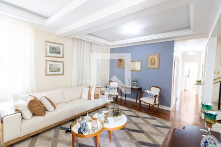 Sala de casa à venda com 6 quartos, 300m² em Santa Tereza, Porto Alegre