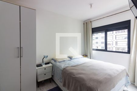 Suíte de apartamento para alugar com 2 quartos, 62m² em Continental, Osasco