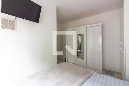 Suíte de apartamento para alugar com 2 quartos, 62m² em Continental, Osasco