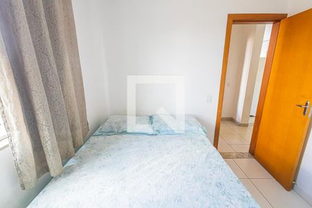 quarto 1 de apartamento para alugar com 2 quartos, 58m² em Jardim Leblon, Belo Horizonte
