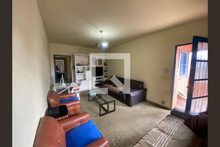 Sala de casa à venda com 2 quartos, 118m² em Jardim Casablanca, São Paulo