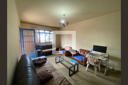 Sala de casa à venda com 2 quartos, 118m² em Jardim Casablanca, São Paulo