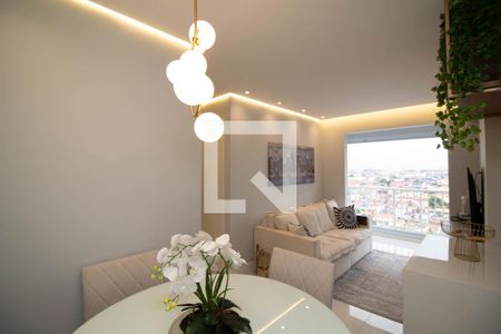 Sala de apartamento para alugar com 2 quartos, 47m² em Vila Galvão, Guarulhos