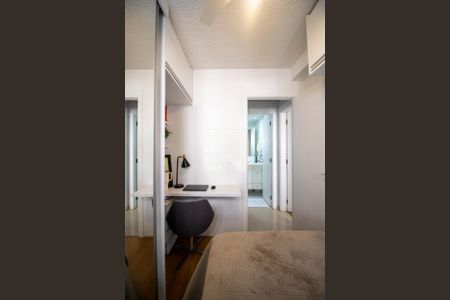 Quarto 2 de apartamento para alugar com 2 quartos, 42m² em Parque Reboucas, São Paulo