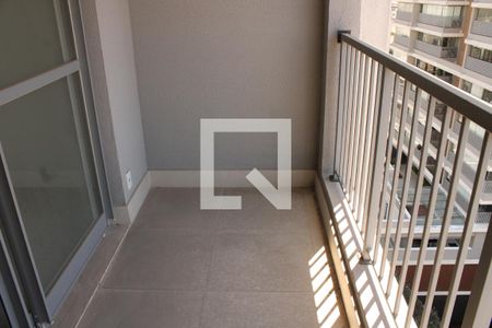 Varanda de kitnet/studio à venda com 1 quarto, 25m² em Vila Mariana, São Paulo