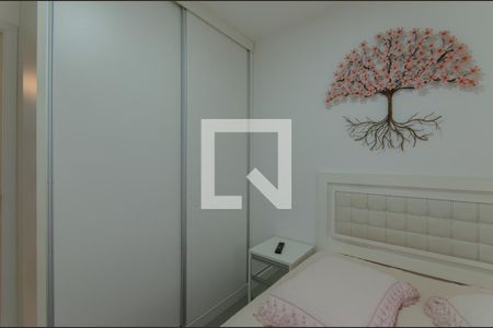 Quarto 2 de apartamento para alugar com 2 quartos, 55m² em Vila Monumento, São Paulo