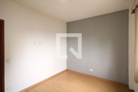 Quarto 2 de apartamento para alugar com 2 quartos, 57m² em 7 de Setembro, Diadema