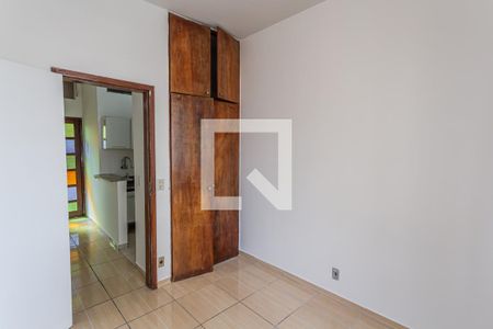 Quarto 1 de apartamento para alugar com 2 quartos, 60m² em Lourdes, Belo Horizonte