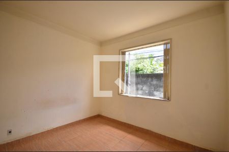 Quarto 1 de casa para alugar com 2 quartos, 79m² em Vila Valqueire, Rio de Janeiro