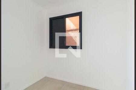 Quarto 2 de apartamento para alugar com 2 quartos, 40m² em Vila Bertioga, São Paulo