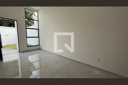 Casa à venda com 3 quartos, 180m² em Lundcéia, Lagoa Santa