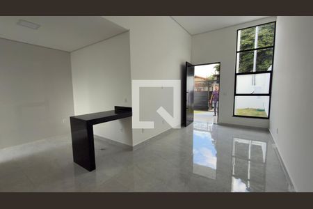 Casa à venda com 3 quartos, 180m² em Lundcéia, Lagoa Santa