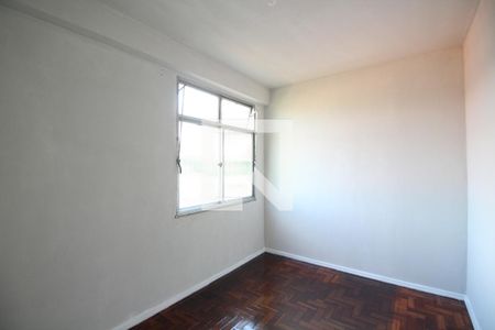 Quarto 1 de apartamento para alugar com 2 quartos, 60m² em Taquara, Rio de Janeiro