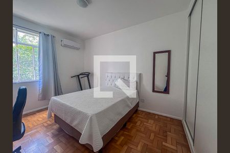 Quarto 2 de apartamento à venda com 3 quartos, 110m² em Santo Antônio, Belo Horizonte