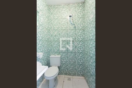 Banheiro  de casa para alugar com 1 quarto, 40m² em Jardim Margarida, São Paulo