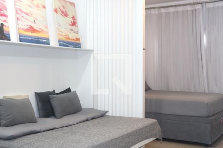 Sala / Quarto de kitnet/studio à venda com 1 quarto, 25m² em Consolação, São Paulo