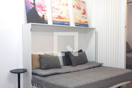 Sala / Quarto de kitnet/studio à venda com 1 quarto, 25m² em Consolação, São Paulo