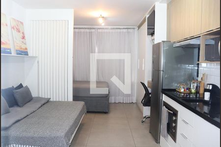 Sala / Quarto de kitnet/studio à venda com 1 quarto, 25m² em Consolação, São Paulo