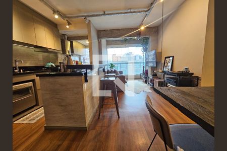 Sala/Cozinha de apartamento para alugar com 2 quartos, 62m² em Chácara Santo Antônio, São Paulo