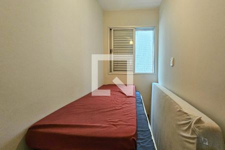 Quarto 1 de apartamento para alugar com 3 quartos, 40m² em Jardim Belmar, Guarujá