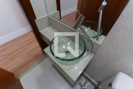 Lavabo de casa para alugar com 3 quartos, 150m² em Jardim Primavera, São Paulo