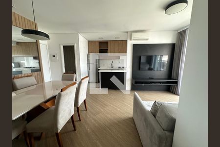 Sala de apartamento para alugar com 1 quarto, 53m² em Alphaville Industrial, Barueri