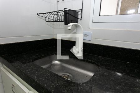 Cozinha de apartamento à venda com 1 quarto, 28m² em Vila Carrão, São Paulo