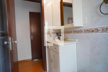 Banheiro suíte  de apartamento à venda com 4 quartos, 270m² em Petrópolis, Porto Alegre