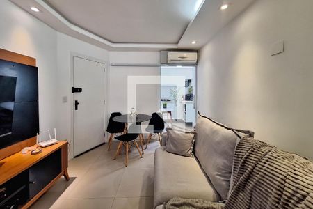 Sala de apartamento à venda com 1 quarto, 48m² em Icaraí, Niterói