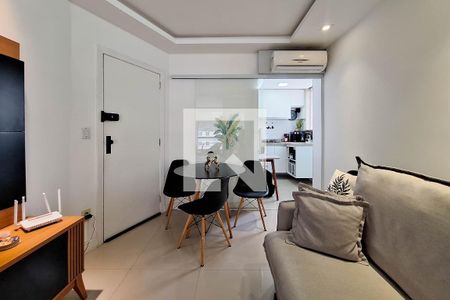 Sala de apartamento à venda com 1 quarto, 48m² em Icaraí, Niterói