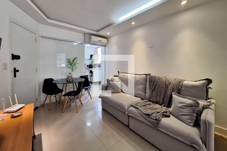 Sala de apartamento à venda com 1 quarto, 48m² em Icaraí, Niterói