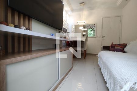 Sala de apartamento à venda com 2 quartos, 47m² em Taquara, Rio de Janeiro