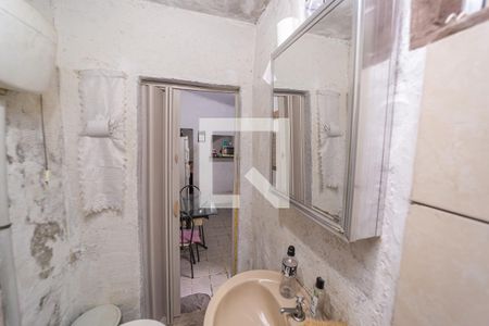 Banheiro de casa para alugar com 1 quarto, 40m² em Parque Cisper, São Paulo