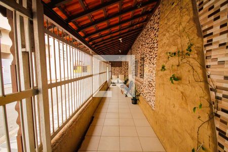 Varanda de casa para alugar com 8 quartos, 250m² em Nova Mirim, Praia Grande